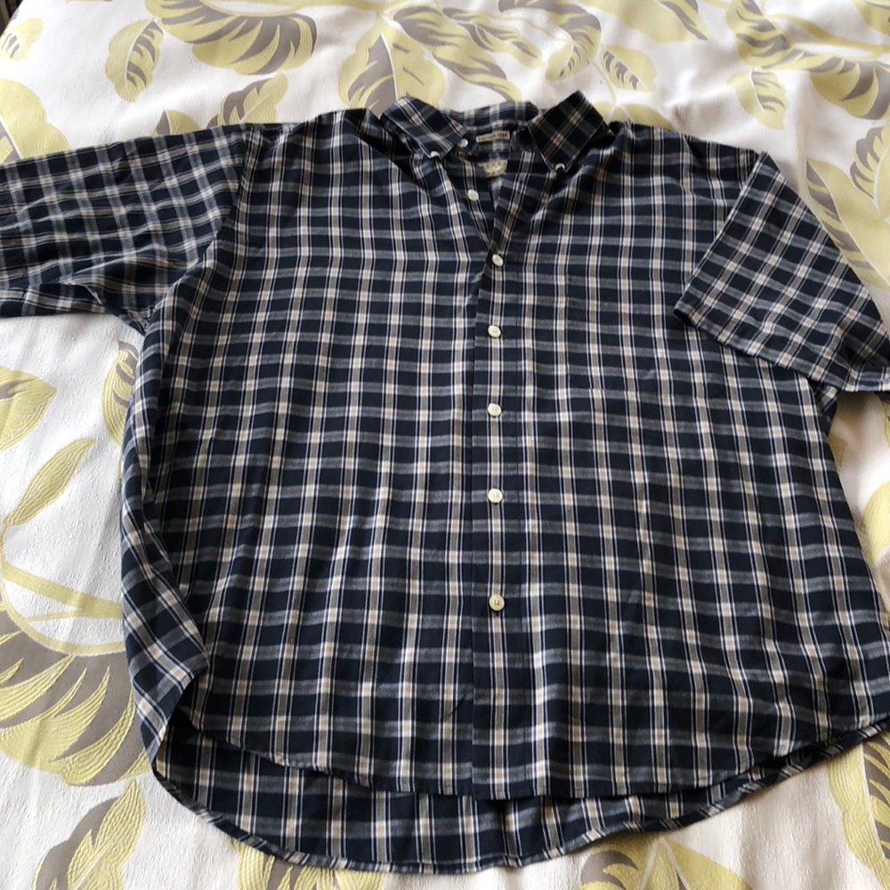 🍤Casual Short-Sleeved Button Down Shirt🍤